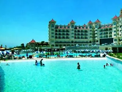 Resort Side Mare &
