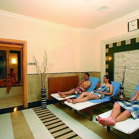Resort Side Mare &