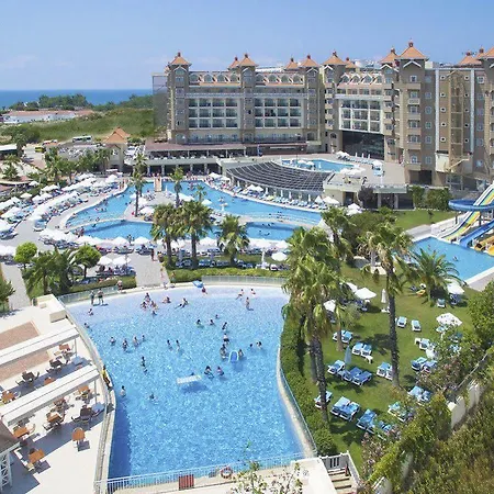 Resort Side Mare &
