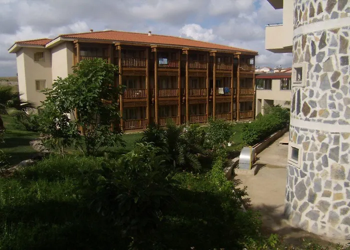 Complex Side Mare & Kumkoy