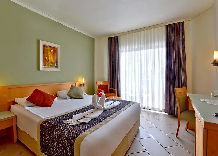 Complex Side Mare & Kumkoy